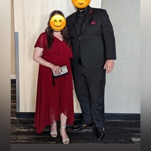 Gorgeous burgundy formal dress